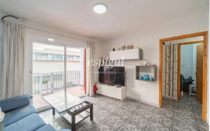 Living room of Flat for sale in Girona Capital  with Heating, Terrace and Storage room