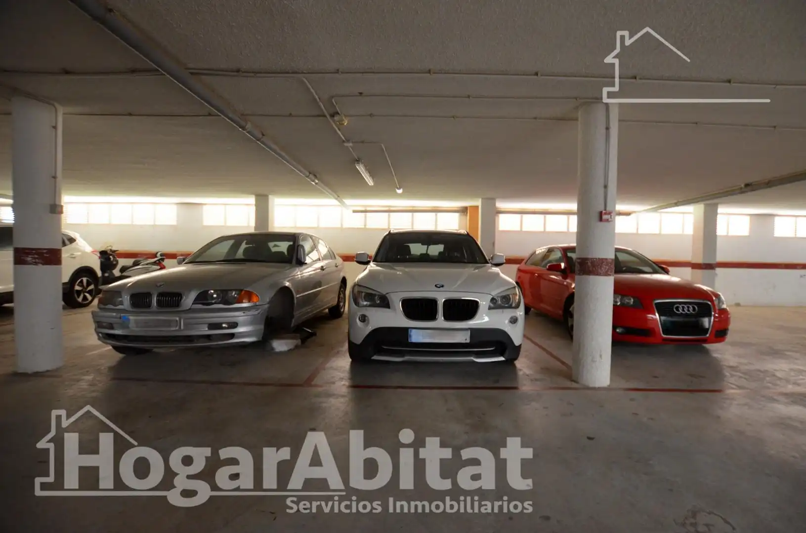 Parking de Apartamento en venta en Tavernes de la Valldigna con Terraza, Trastero y Balcón