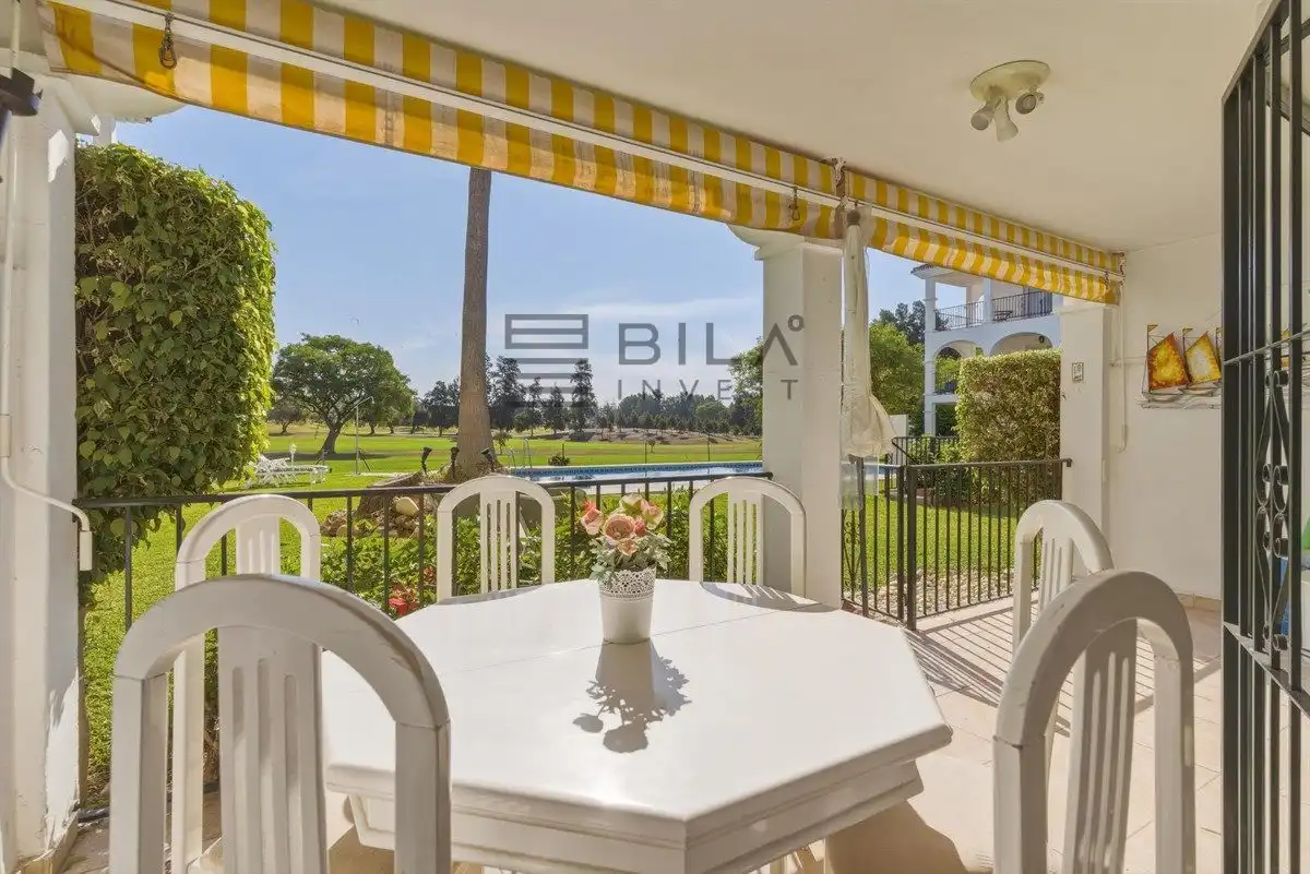 Flat for sale in La Siesta, Mijas Golf