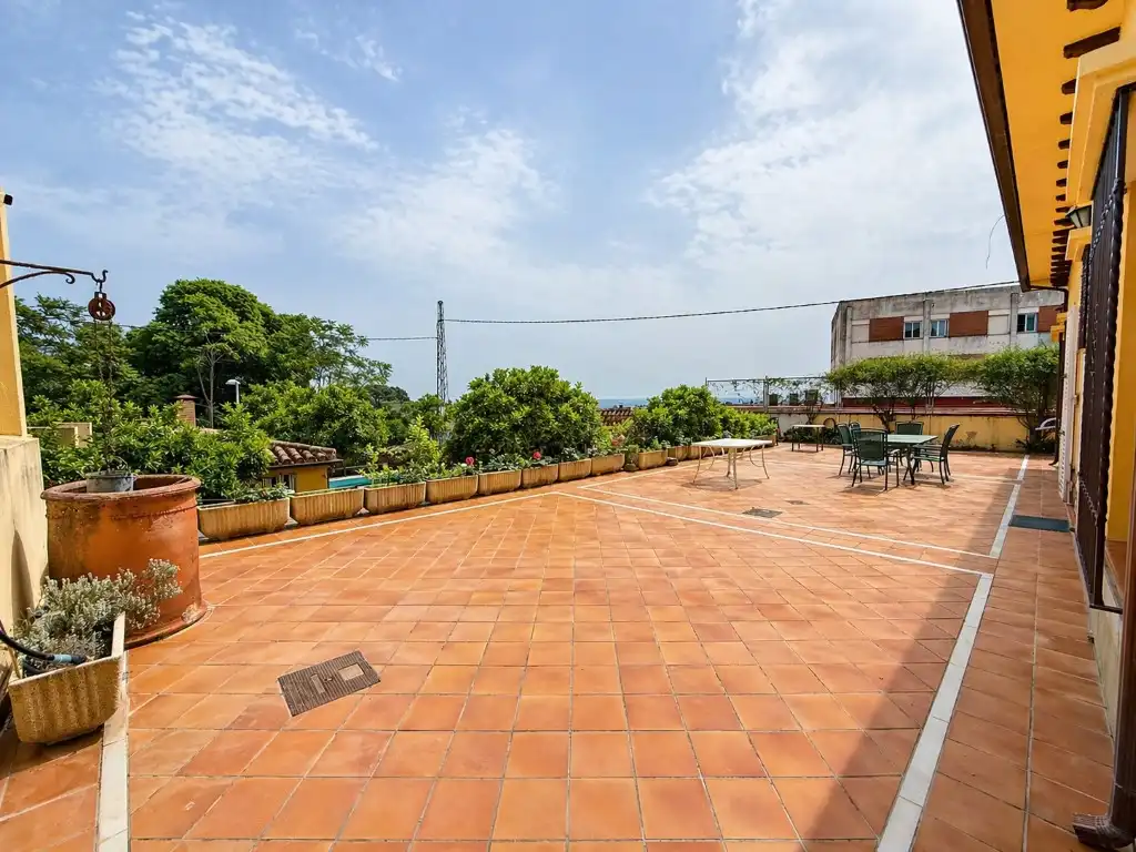 Terrassa de Casa o xalet en venda en Córdoba amb Jardí privat, Terrassa i Traster