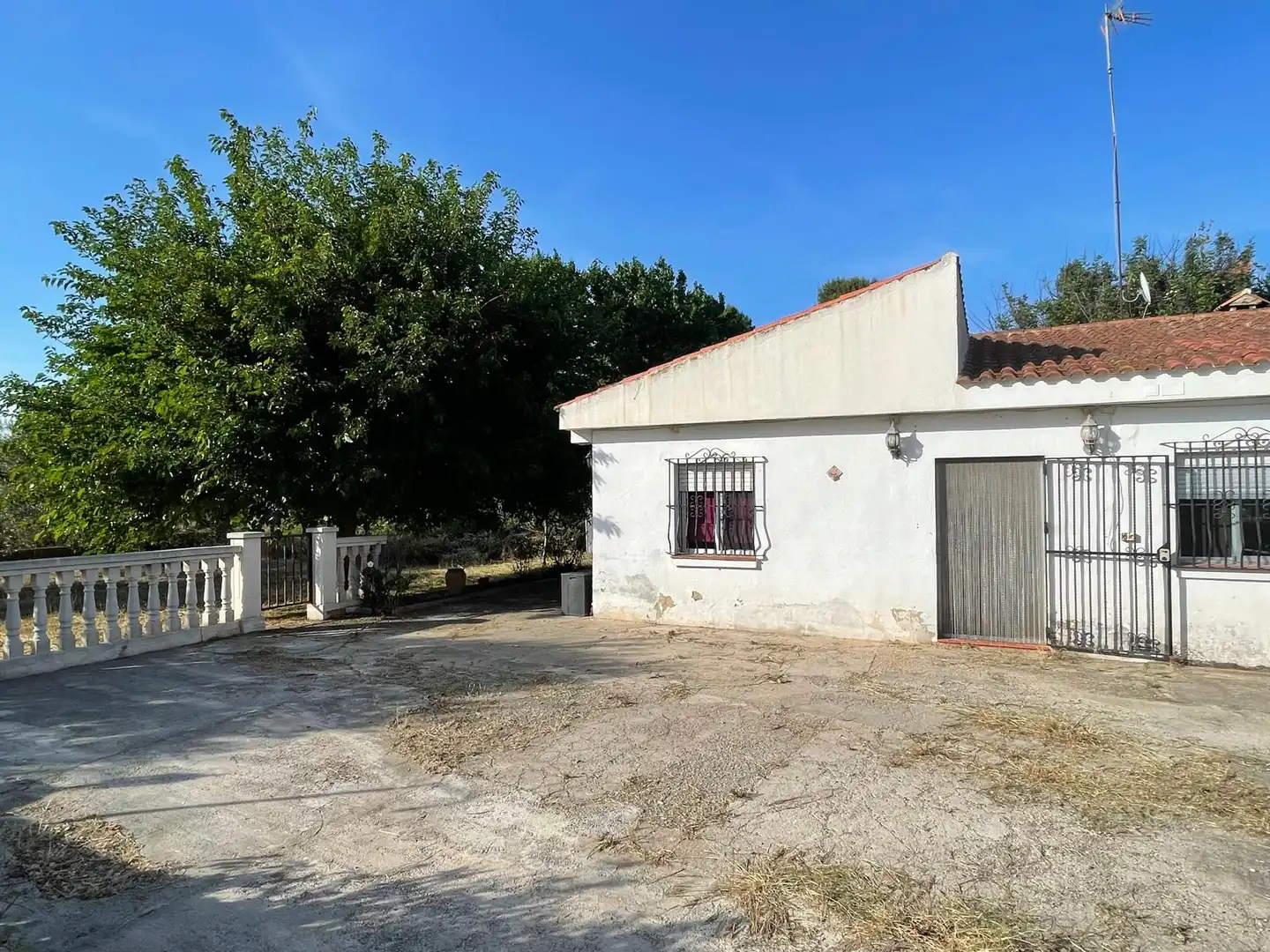 Vista exterior de Casa o chalet en venta en Pedralba con Jardín privado, Terraza y Piscina