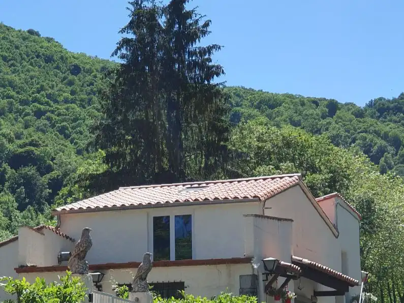 Landhaus mit Garten zum Verkauf in C-38 1