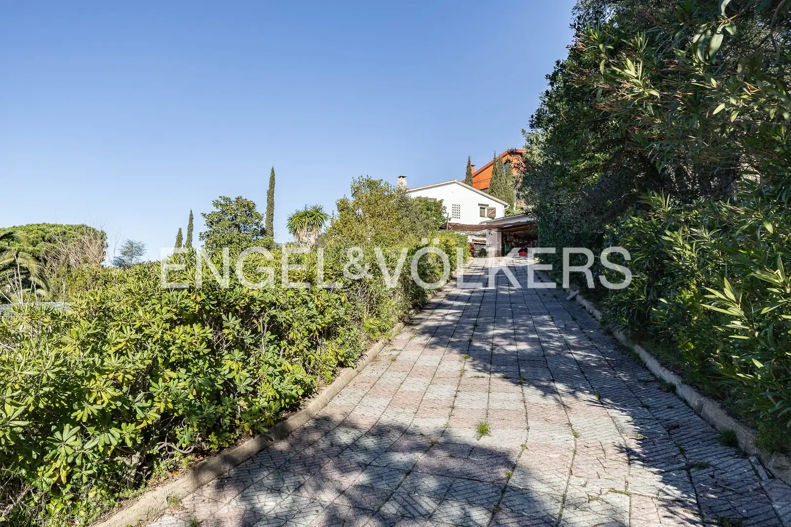 Vista exterior de Casa o xalet en venda en Palafolls amb Calefacció, Jardí privat i Terrassa