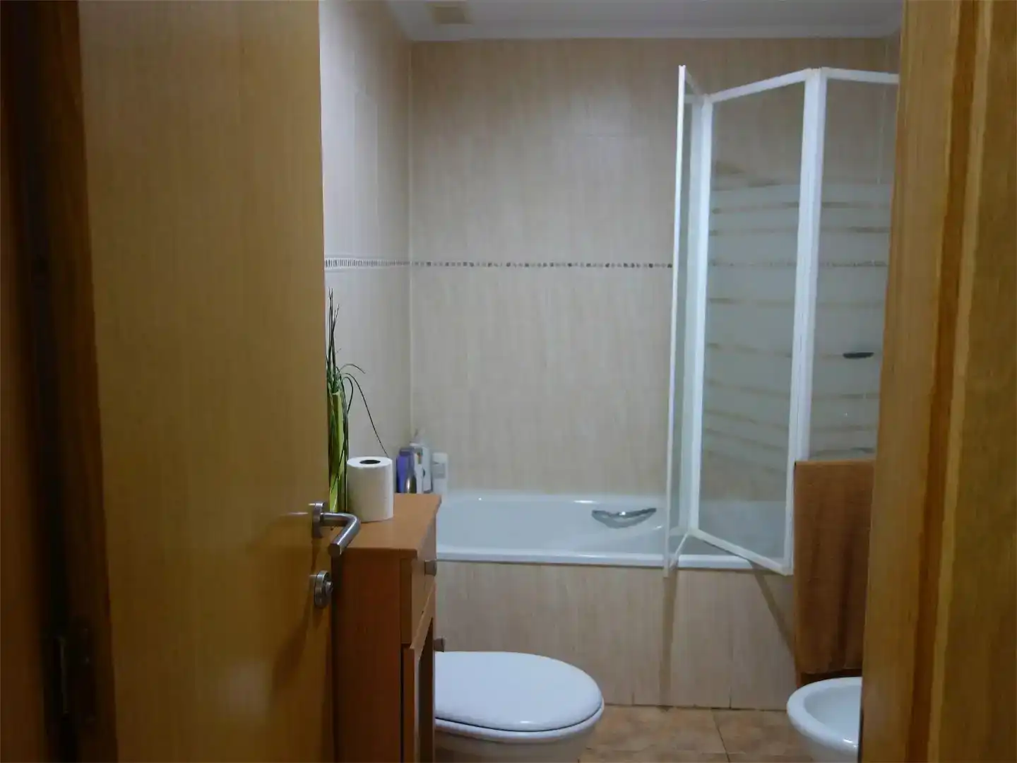 Bathroom of Houses for sale in Almazora / Almassora  with Air Conditioner