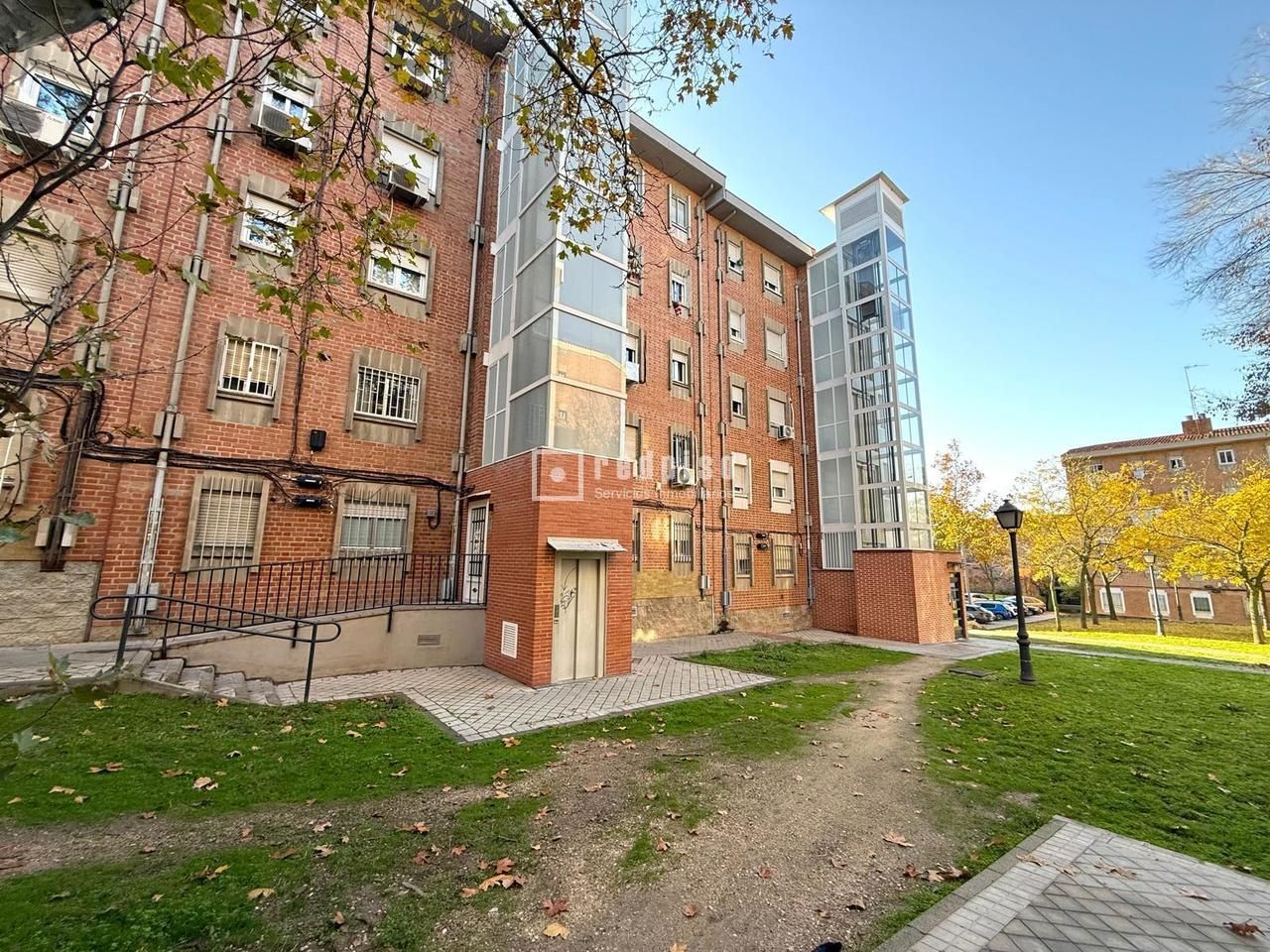 Vista exterior de Pis en venda en  Madrid Capital amb Aire condicionat, Calefacció i Traster