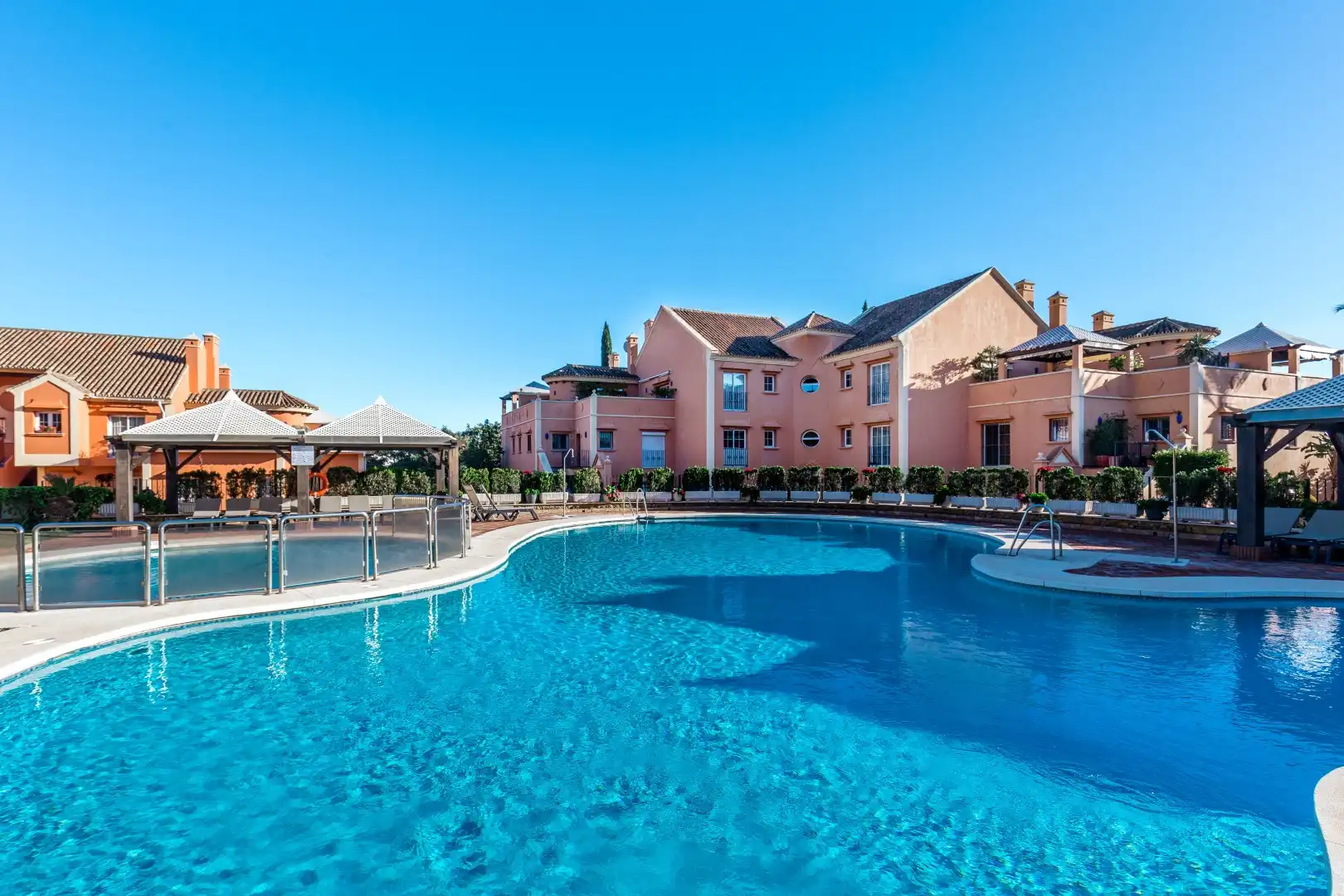 Swimming pool of Attic for sale in Marbella  with Terrace, Swimming Pool and Alarm