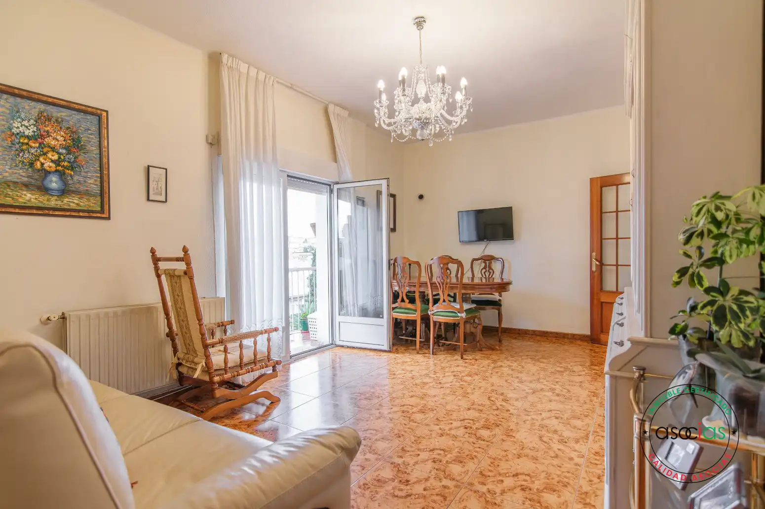 Sala d'estar de Pis en venda en Oviedo  amb Calefacció i Terrassa