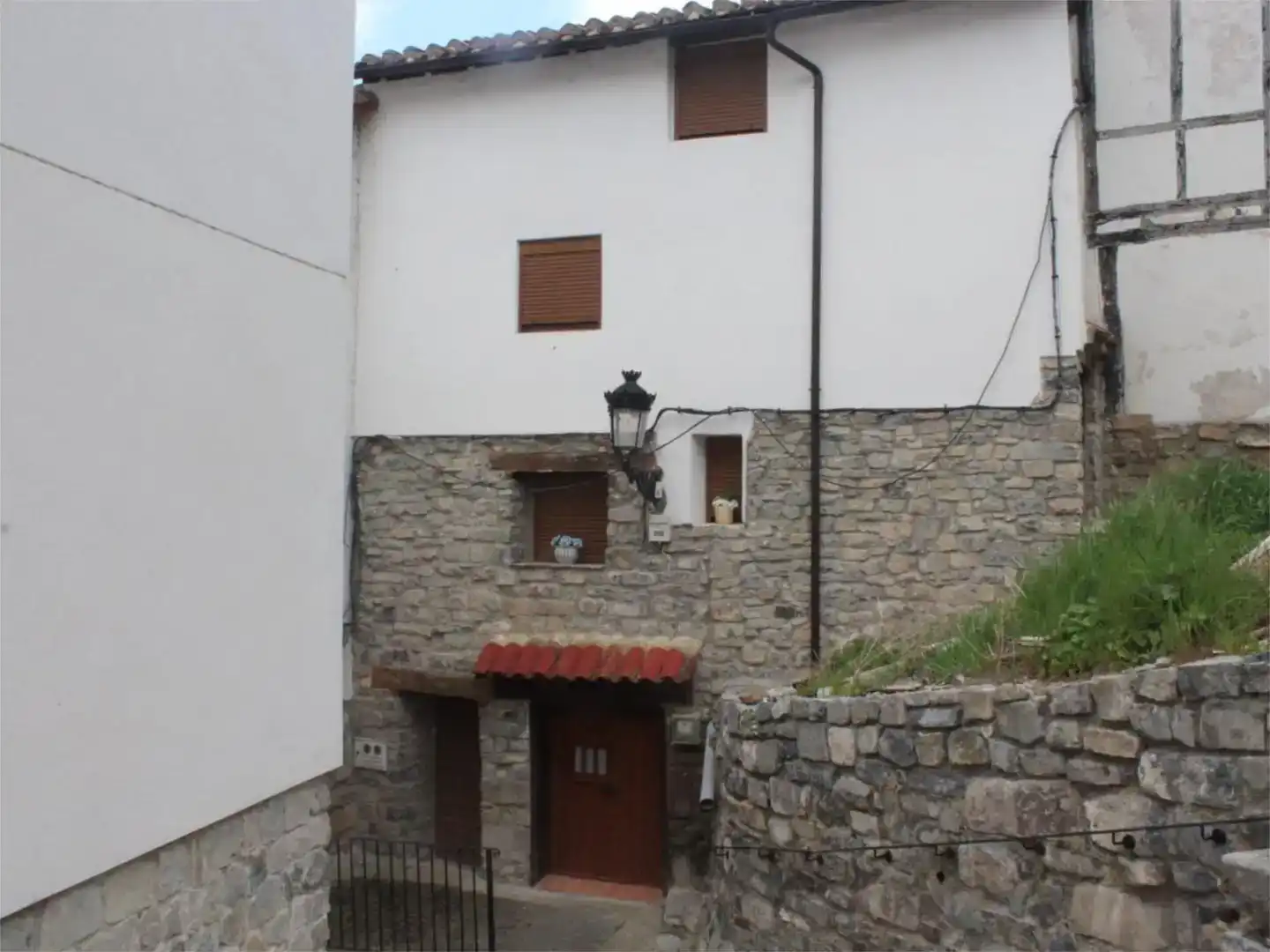 Vista exterior de Pis en venda en Soto En Cameros amb Moblat