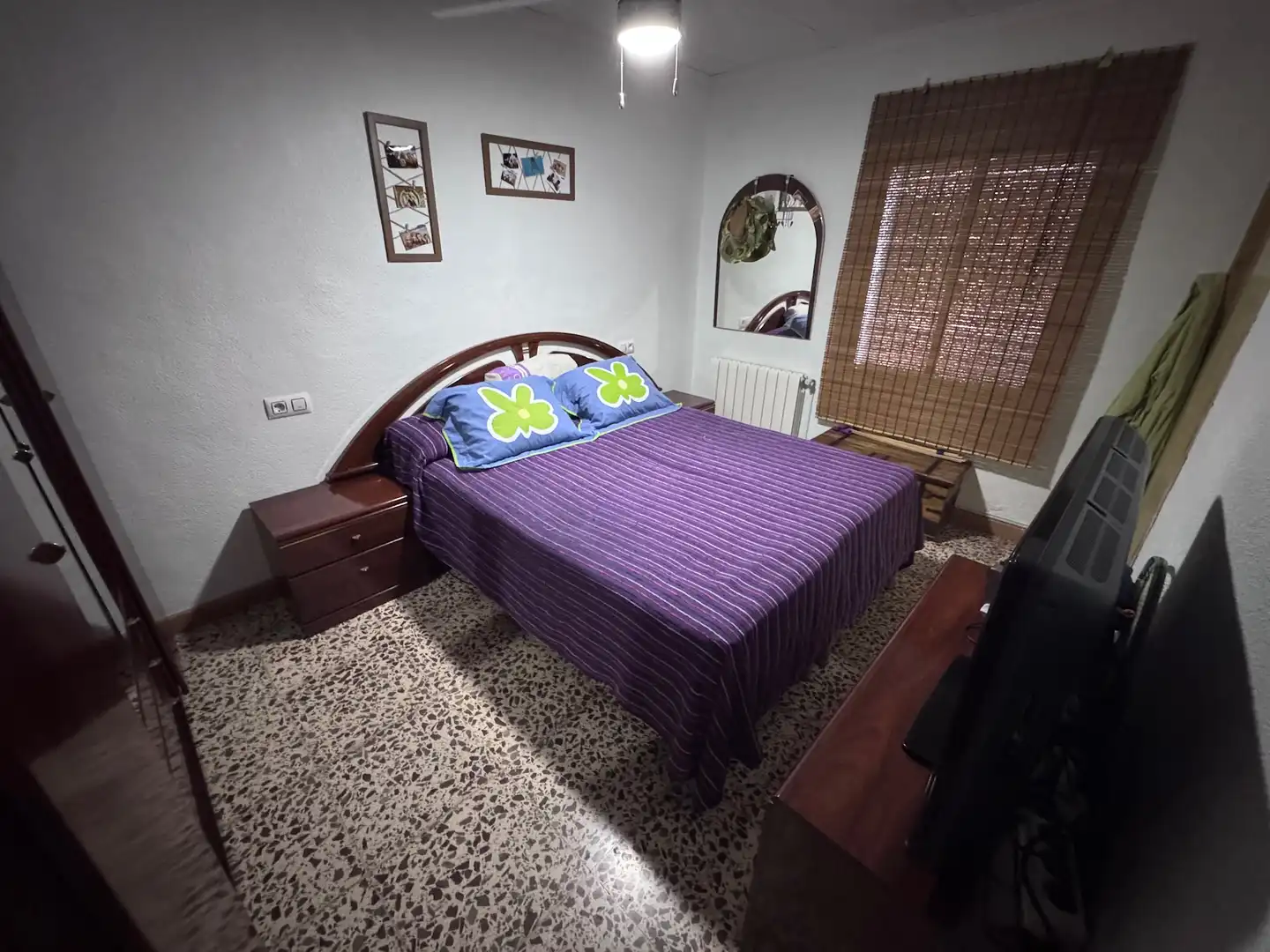 Habitación de Finca rústica en venta en Villena con Aire acondicionado, Calefacción y Jardín privado