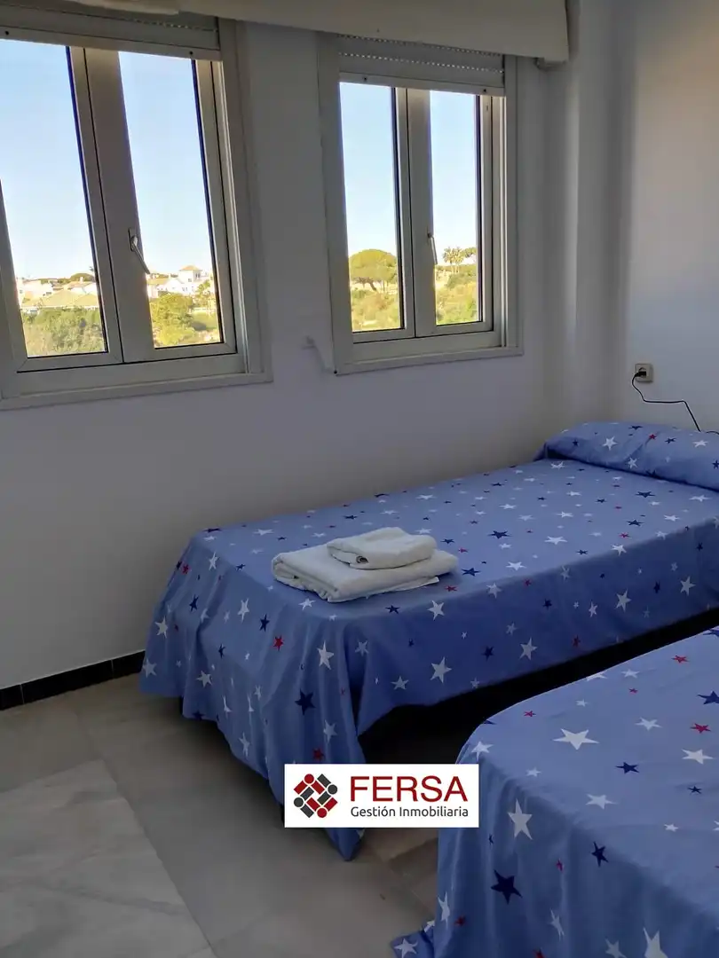 Bedroom of Attic for rent in El Puerto de Santa María  with Air Conditioner, Heating and Terrace
