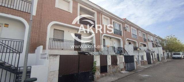 Casa-chalet en Venta en Calle el Tejar en Recas
