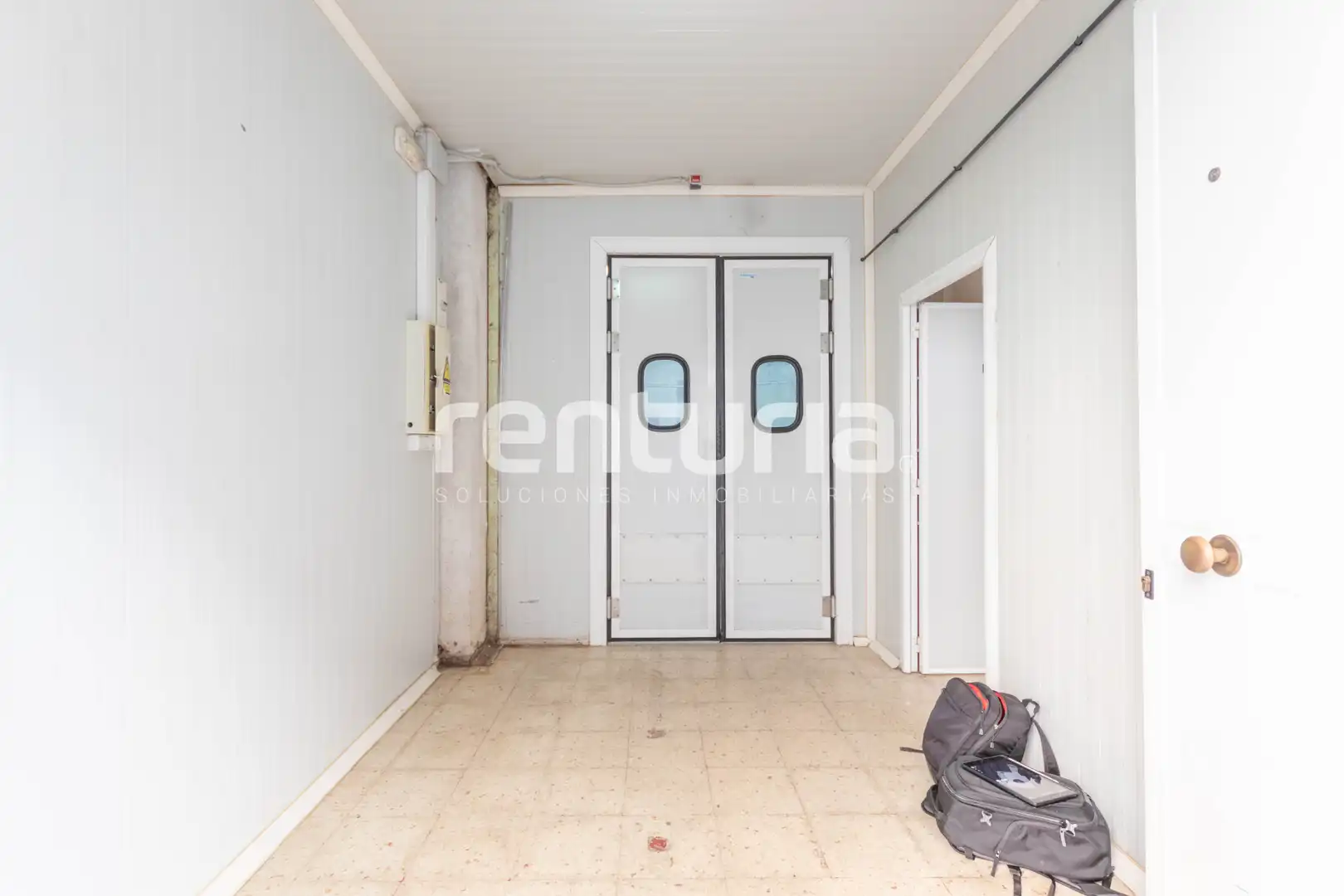 Local en venta en Valencia con Aire acondicionado y Amueblado