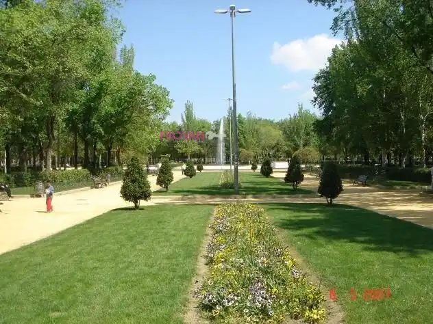 Außenansicht von Wohnung zum Verkauf in Torrejón de Ardoz mit Privatgarten und Terrasse