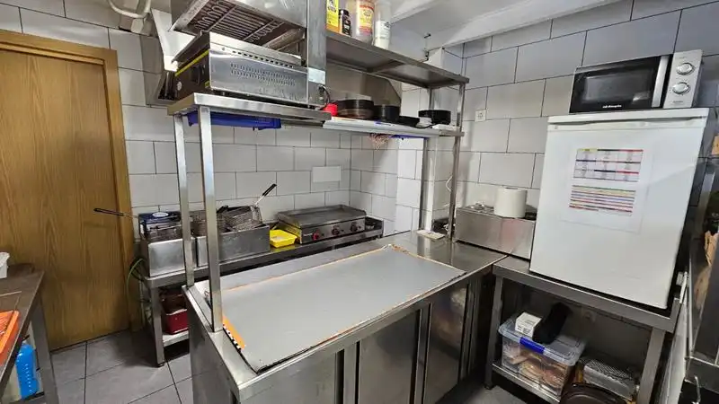 Local comercial en venda a Estepona Pueblo, imagen 4