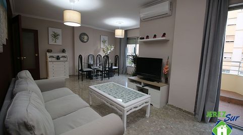 Foto 5 de Piso de alquiler en Vallesequillo, Jerez de la Frontera