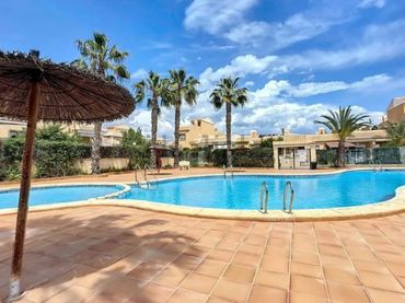 Villa avec piscine à vendre à Ciudad Quesada