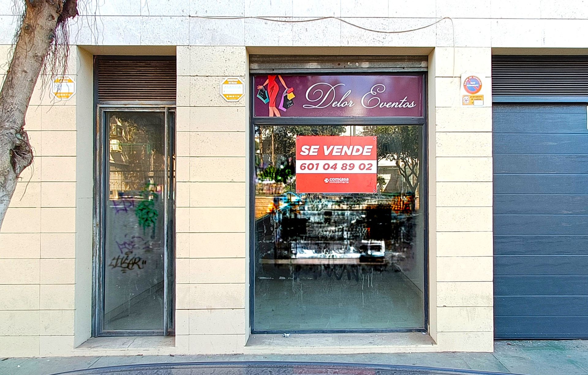 Local en venta en  Almería Capital con Aire acondicionado y Calefacción