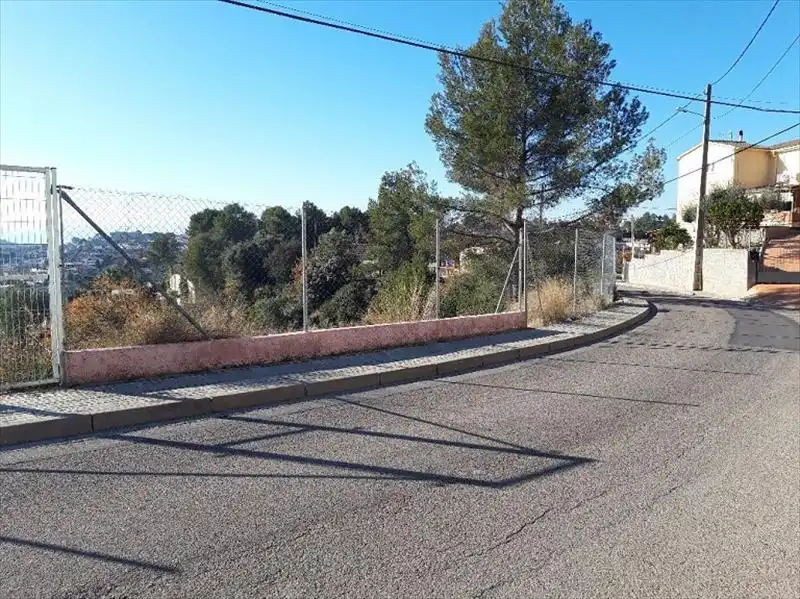Terreny residencial en venda a Castellnou - Can Mir - Can Solà, imagen 2