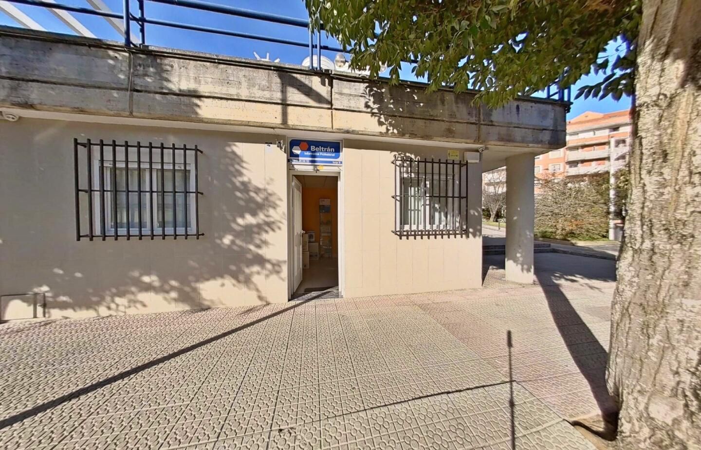 Local de lloguer a Playa Ostende