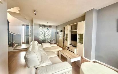 Living room of Single-family semi-detached for sale in  Córdoba Capital  with Air Conditioner, Heating and Terrace