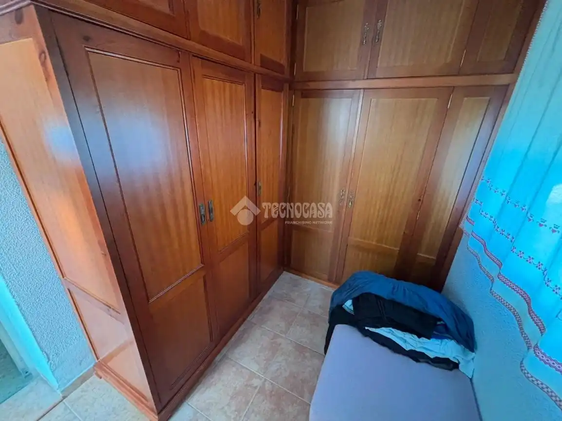 Habitación de Casa adosada en venta en Écija