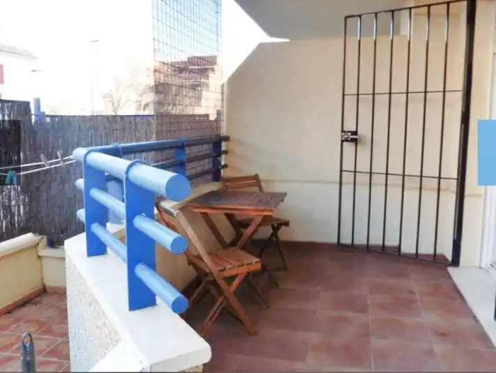 Flat for rent in Calle Rosa de los Vientos, El Pino - Bajo de Guía