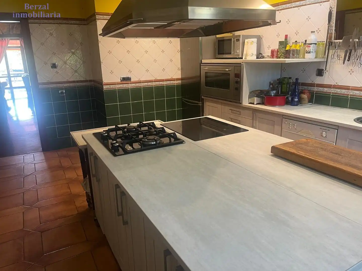Detached house with garden for sale in Calle de Valle del Oja, imagen 22