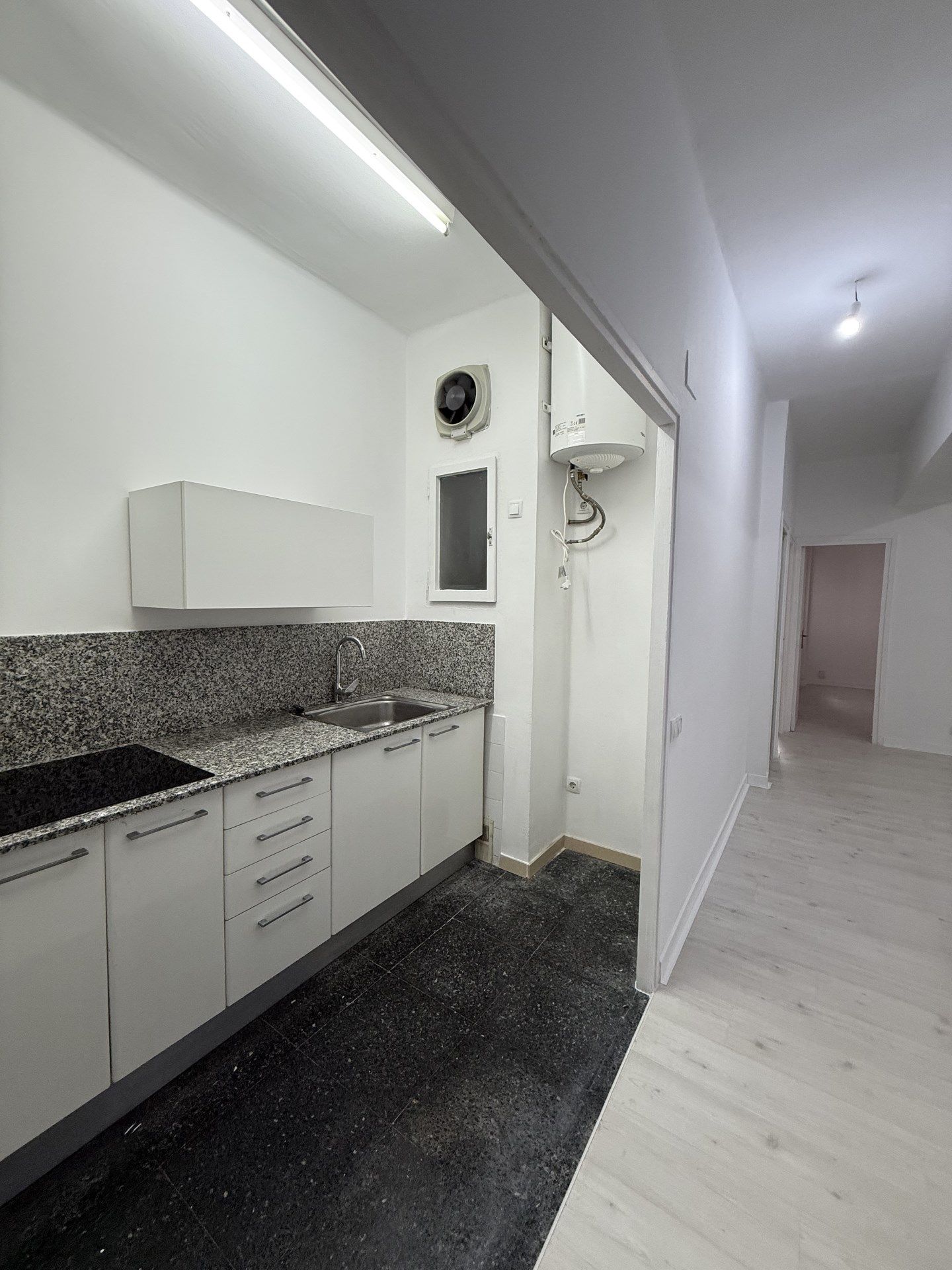 Kitchen of Office to rent in  Barcelona Capital