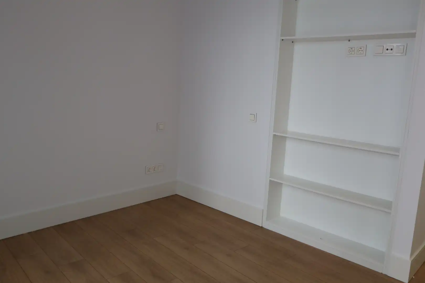 Schlafzimmer von Wohnung zum Verkauf in Madrid mit Klimaanlage, Heizung und Abstellraum