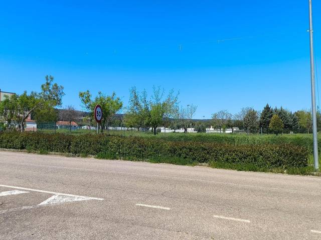 Piso en Venta en Valdecaballeros