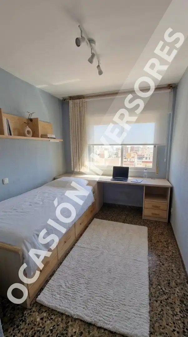 Bedroom of Flat for sale in Zaragoza  with Heating, Terrace and Storage room