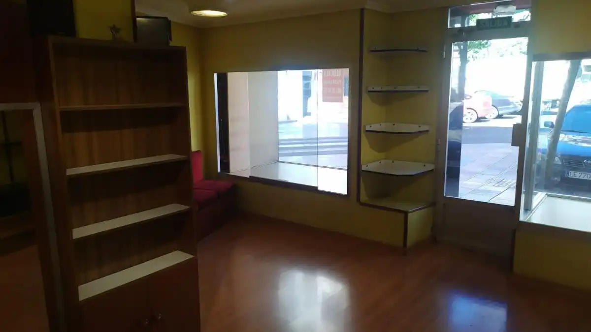 Local comercial en alquiler en Centro Ciudad, imagen 4