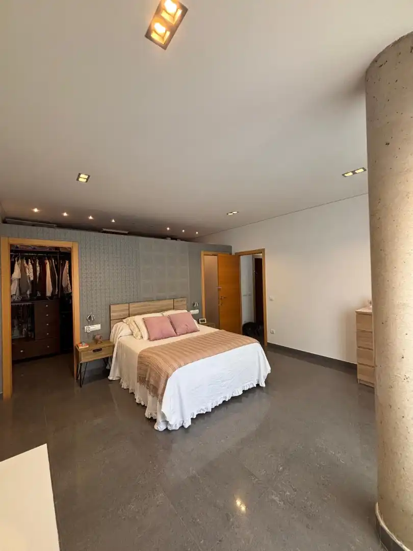 Schlafzimmer von Haus oder Chalet zum Verkauf in Alginet mit Klimaanlage, Heizung und Terrasse