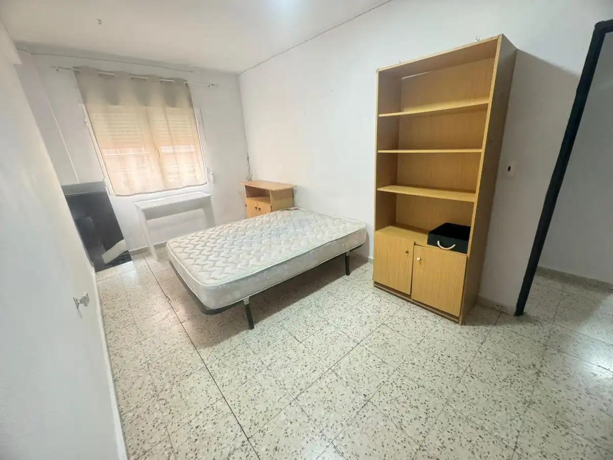 Bedroom of Flat for rent in Badajoz  with Furnished