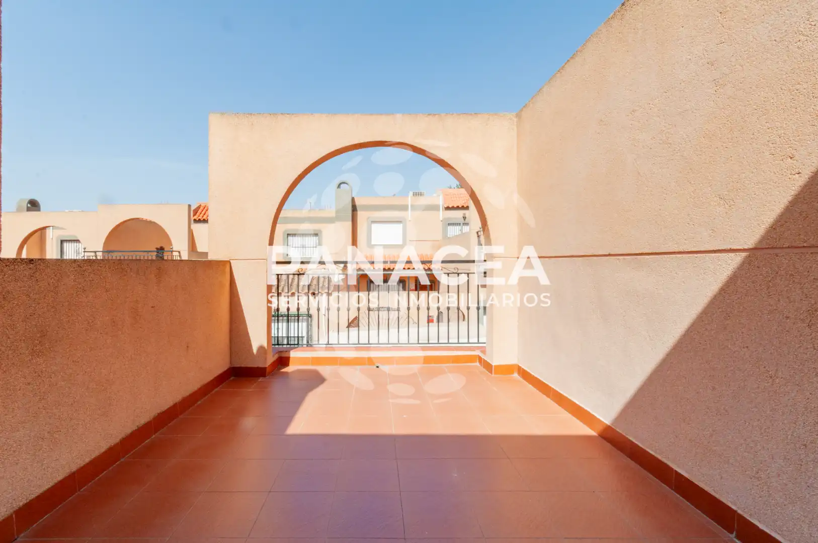 Terraza de Casa adosada en venta en Vícar con Jardín privado, Terraza y Amueblado
