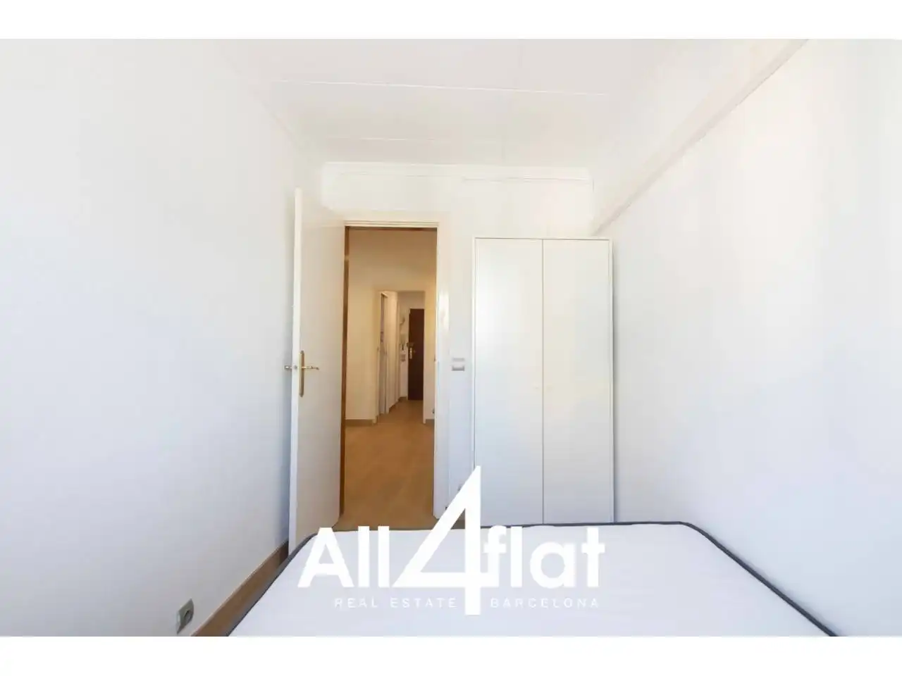 Wohnung zur Miete in Calle Rafael Campalans, La Torrassa