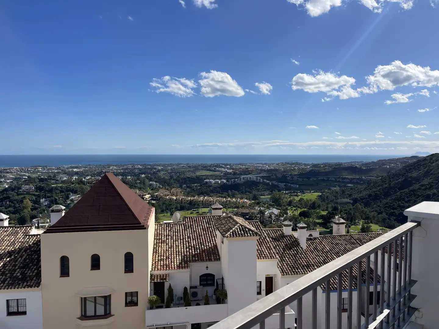 Piso con ascensor en venta en Calle Los Arqueros 100