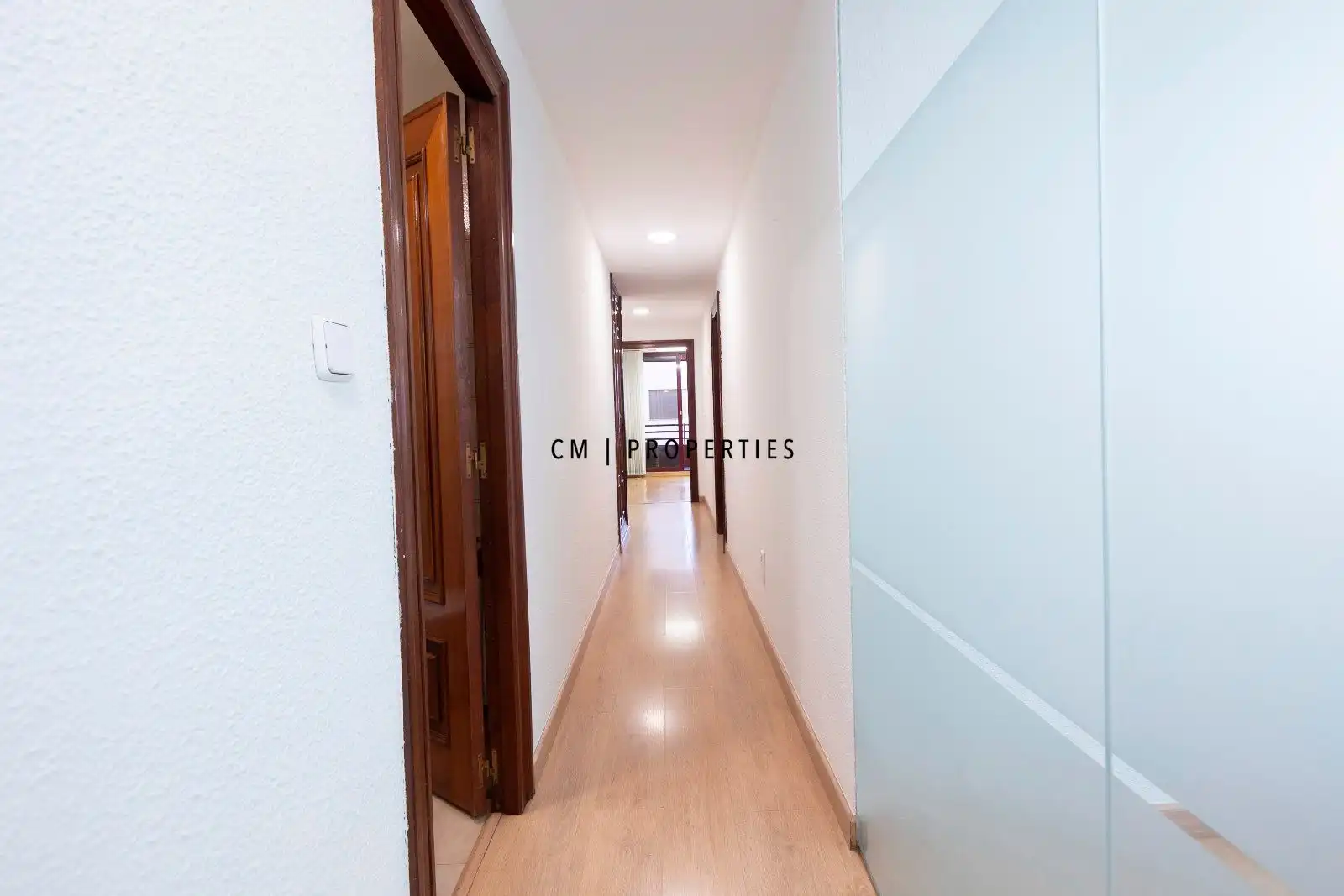 Wohnung zum Verkauf in Valencia mit Klimaanlage, Heizung und Parkett