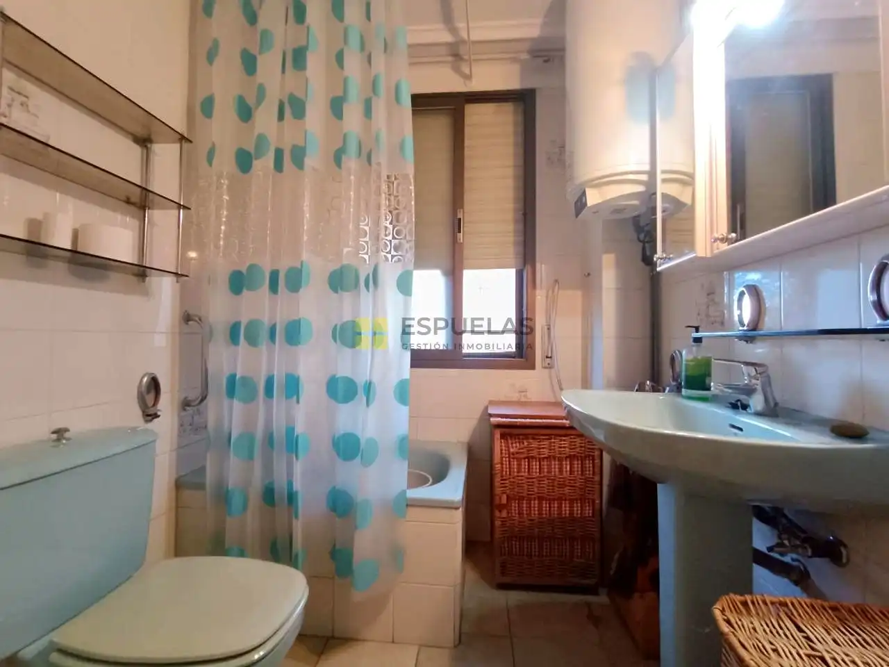 Baño de Piso en venta en Arnedo con Calefacción, Terraza y Trastero