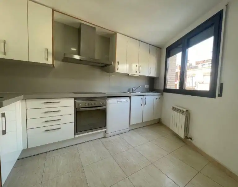 Küche von Wohnung zur Miete in Igualada mit Heizung, Terrasse und Abstellraum