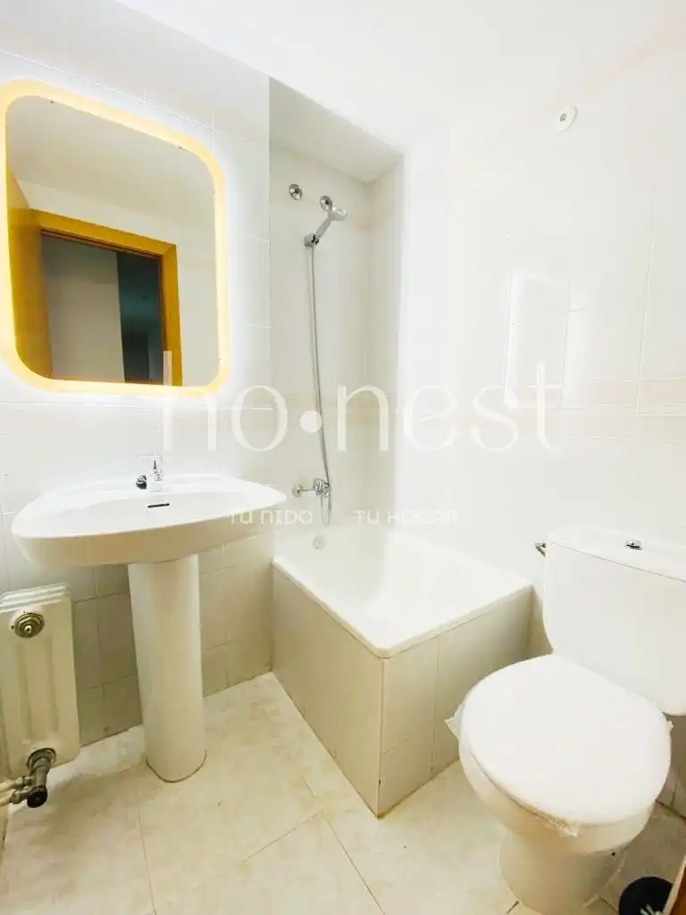 Wohnung zur Miete in N/A, 87, Sant Julià