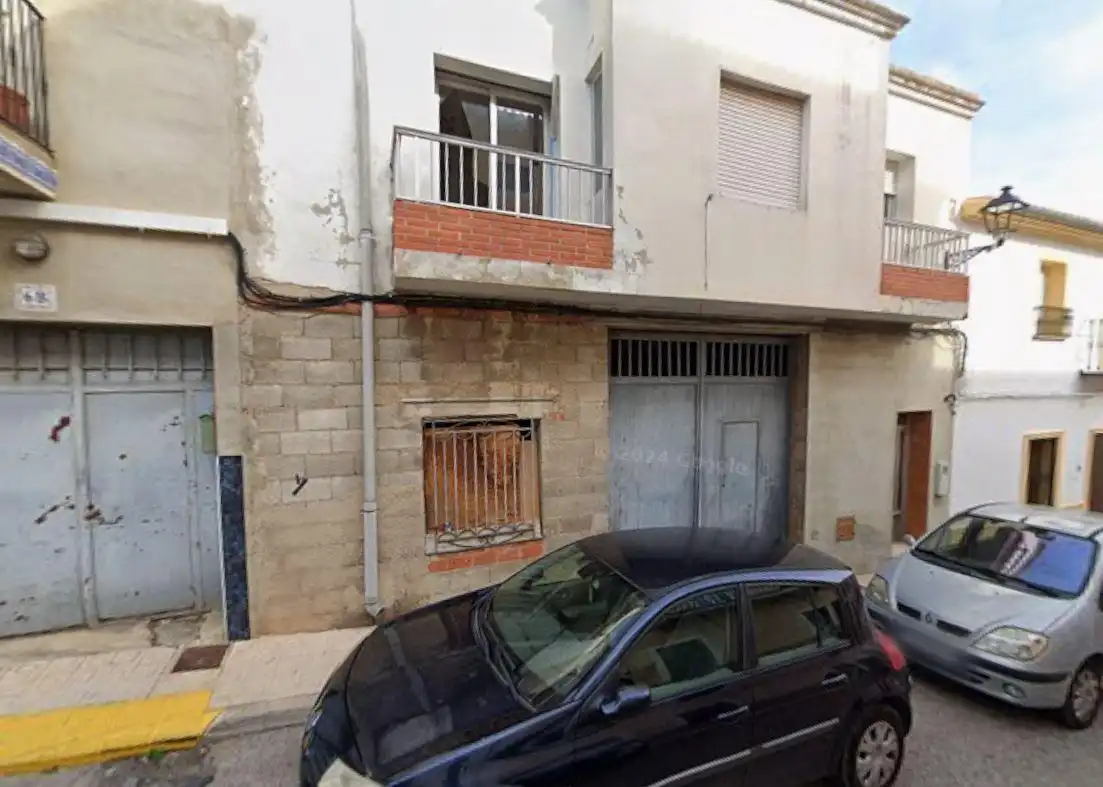 Vista exterior de Local en venta en Llutxent