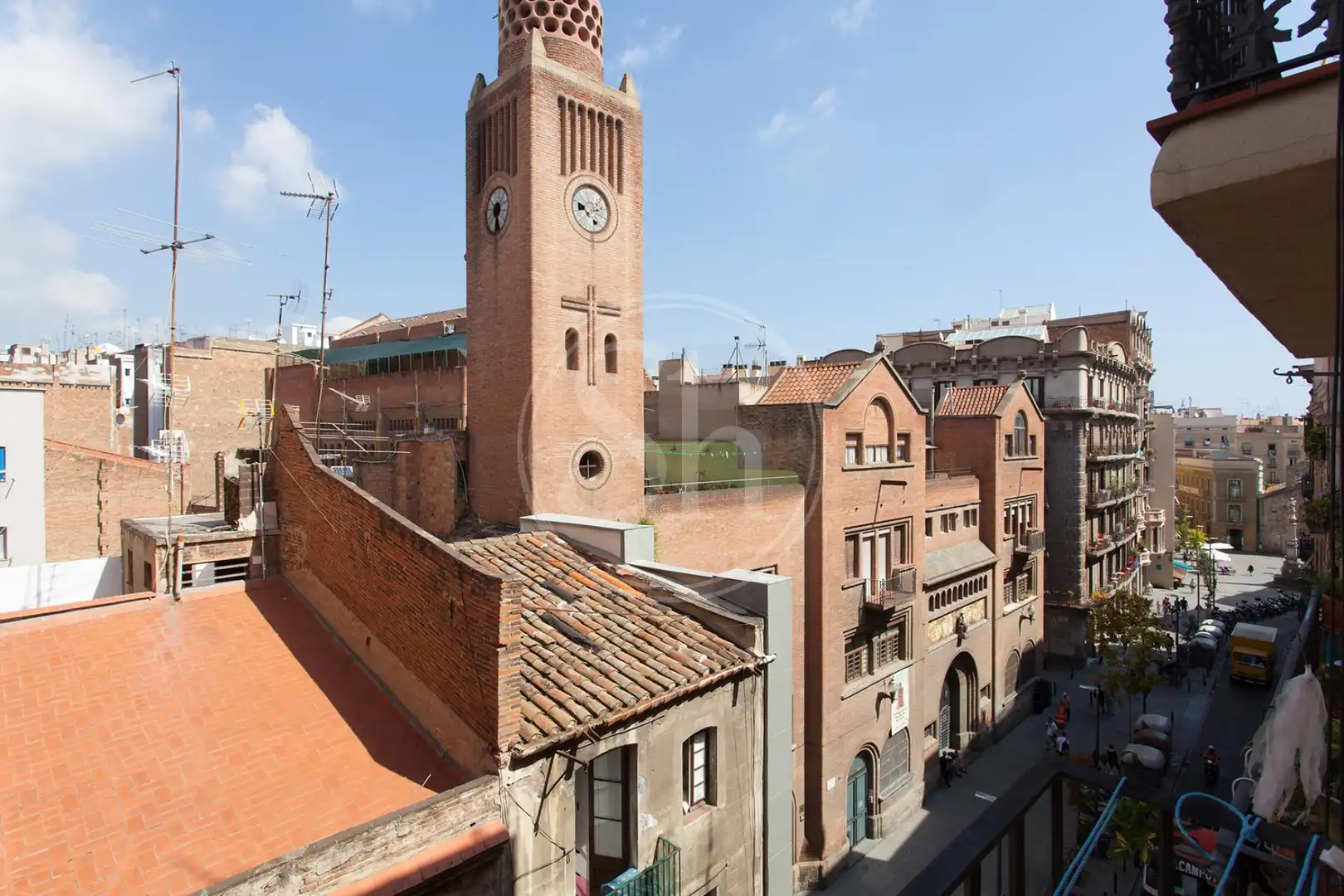 Außenansicht von Loft zum Verkauf in Barcelona mit Parkett und Balkon