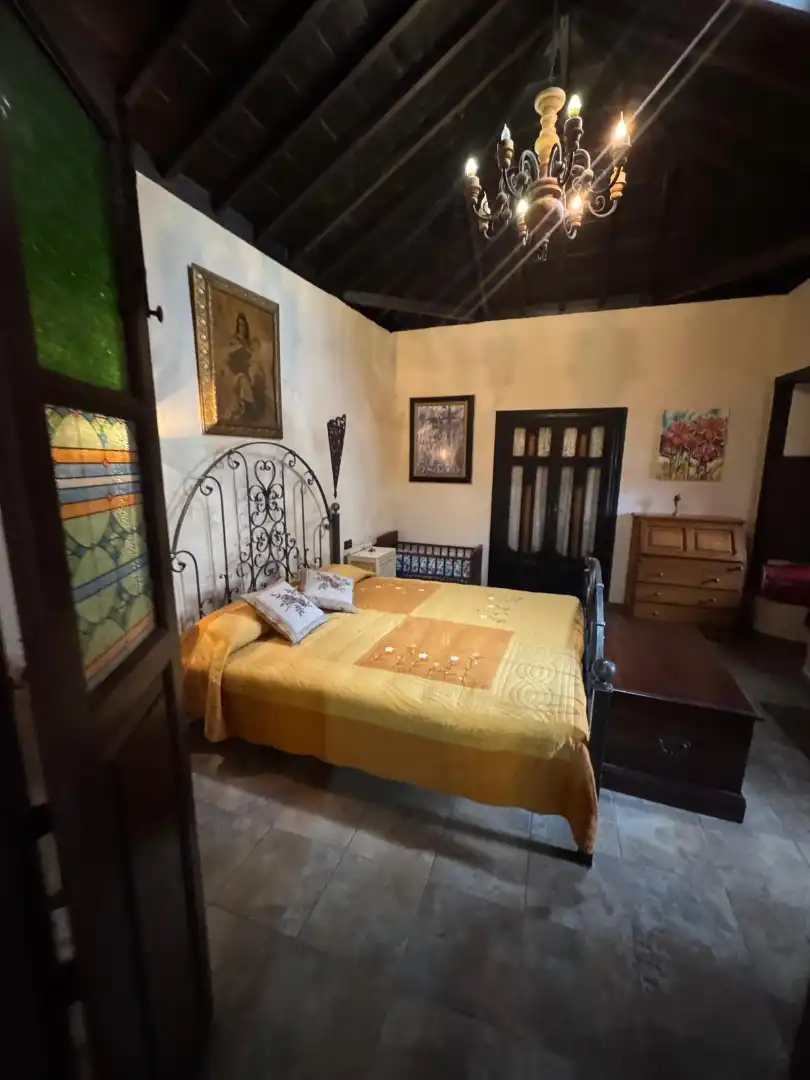 Dormitori de Casa o xalet en venda en Los Realejos amb Jardí privat, Moblat i Internet