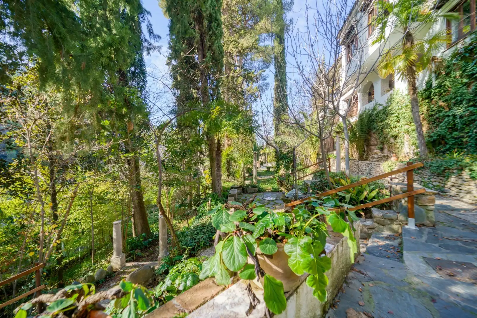 Jardín de Casa o chalet en venta en Granada con Aire acondicionado, Calefacción y Jardín privado