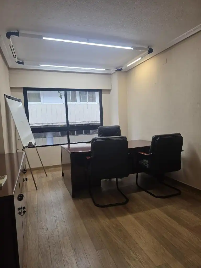 Ufficio con ascensore in affitto a Carrer Arquitecto Morell, imagen 8
