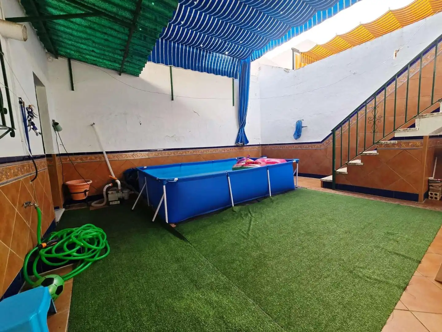Piscina de Casa o chalet en venta en Bormujos con Aire acondicionado y Terraza