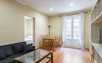 Exterior view of Apartment for sale in  Barcelona Capital  with Terrace