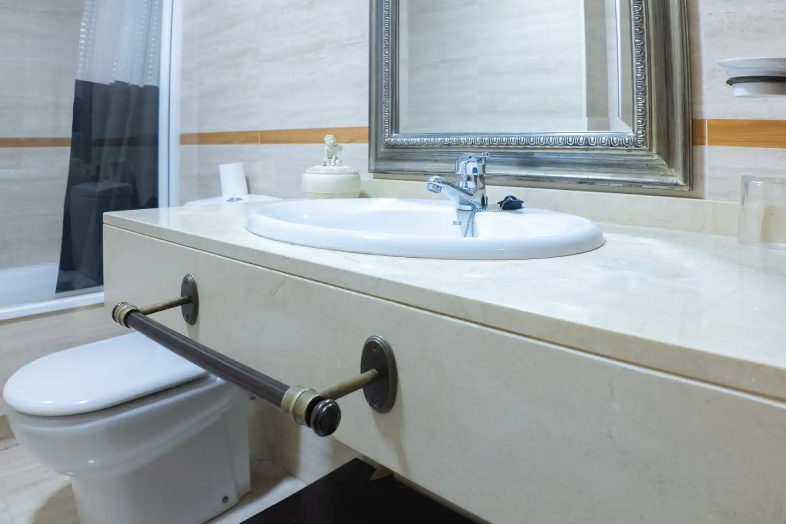 Badezimmer von Wohnung zum Verkauf in Villajoyosa / La Vila Joiosa mit Klimaanlage, Heizung und Privatgarten
