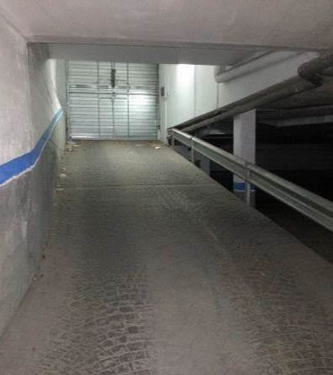 Foto 2 de Garaje en venta en Av Robert Graupera , Deltebre, Tarragona